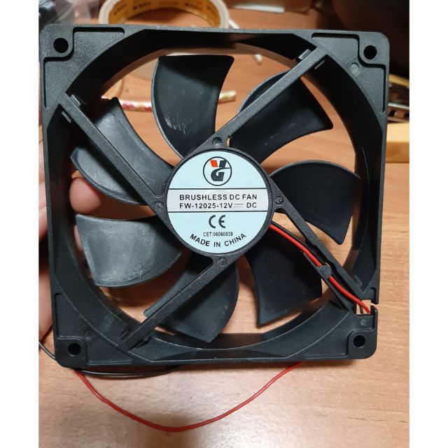 Quạt gió 12v 12cm
