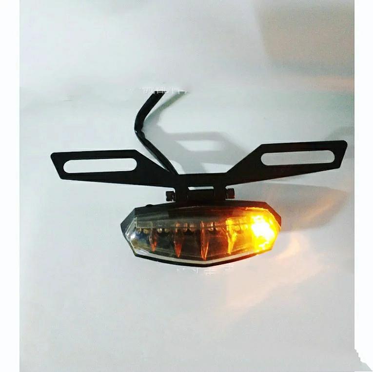 den phanh Đèn phanh kèm giá treo biển số 12V ( có đèn phanh và xi nhan )
