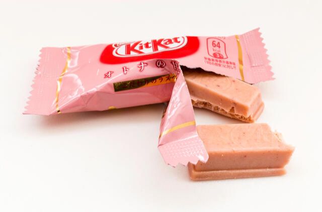 KITKAT MINI CHOCOLATE VỊ DÂU NESTLE ( TÚI 11 THANH ) NHẬT BẢN