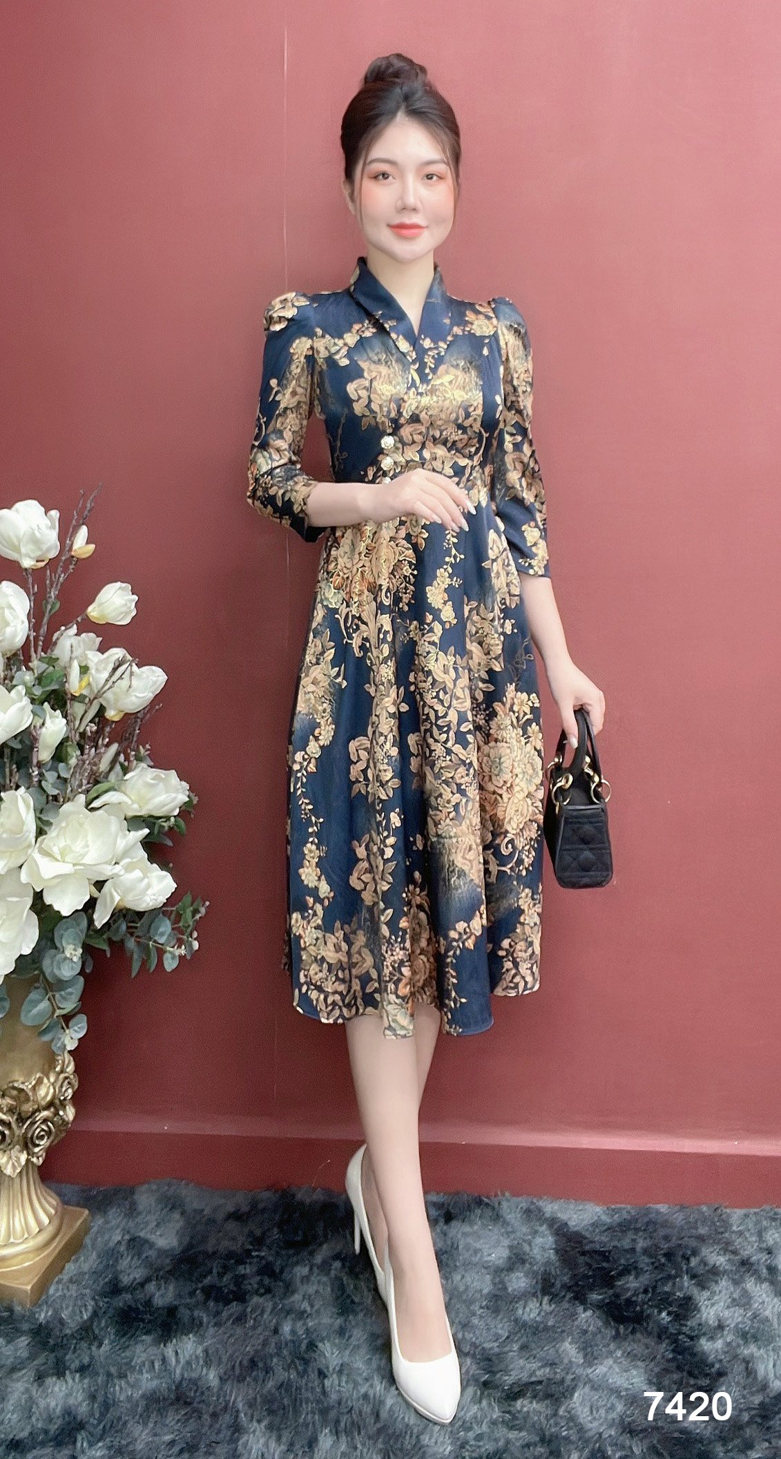 Đầm EMY EM7420 Xoè Midi Lụa Vân Pháp LVP Xanh Đen