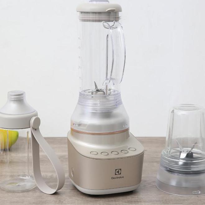 Máy xay sinh tố Electrolux E7CB1-86SM