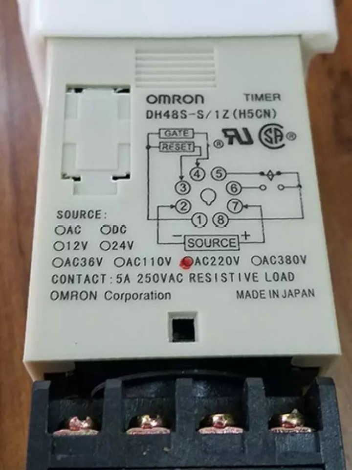 Rơle thời gian (Timer) Omron DH48S-S (Kèm đế)