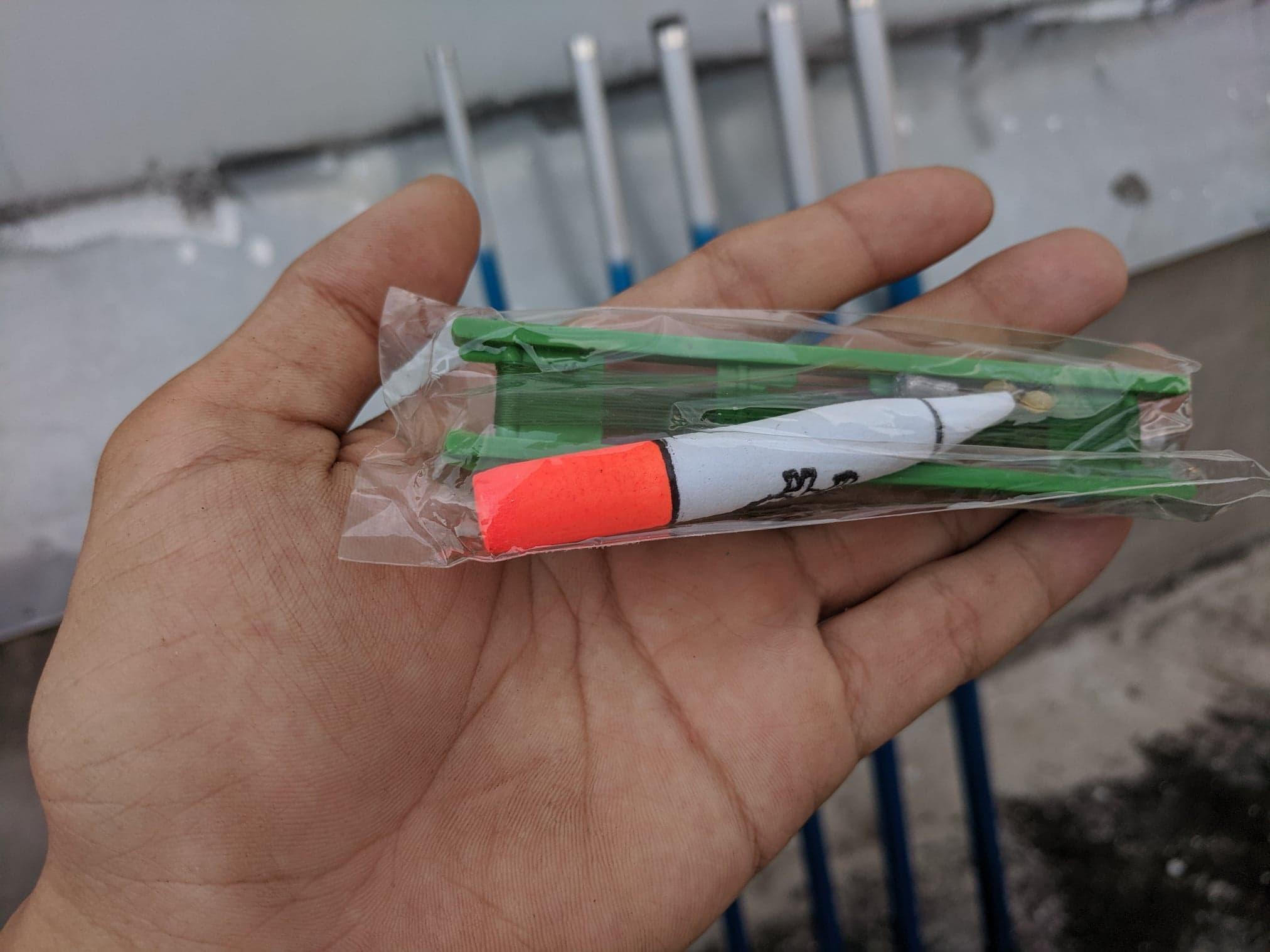 Cần câu tay Blue Shark 4m lóng dài