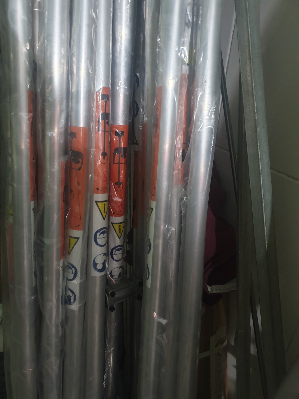 ỐNG CẦN MÁY CẮT CỎ. PHI 24 - 26 - 28 ( mm)