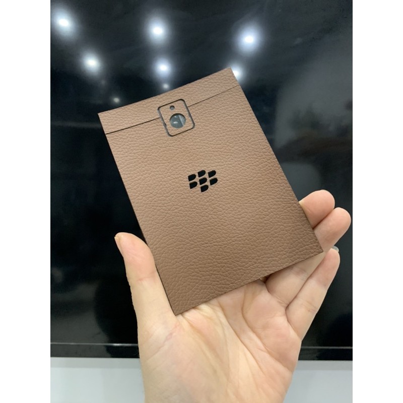 Dán da Blackberry Passport Silver nhiều màu