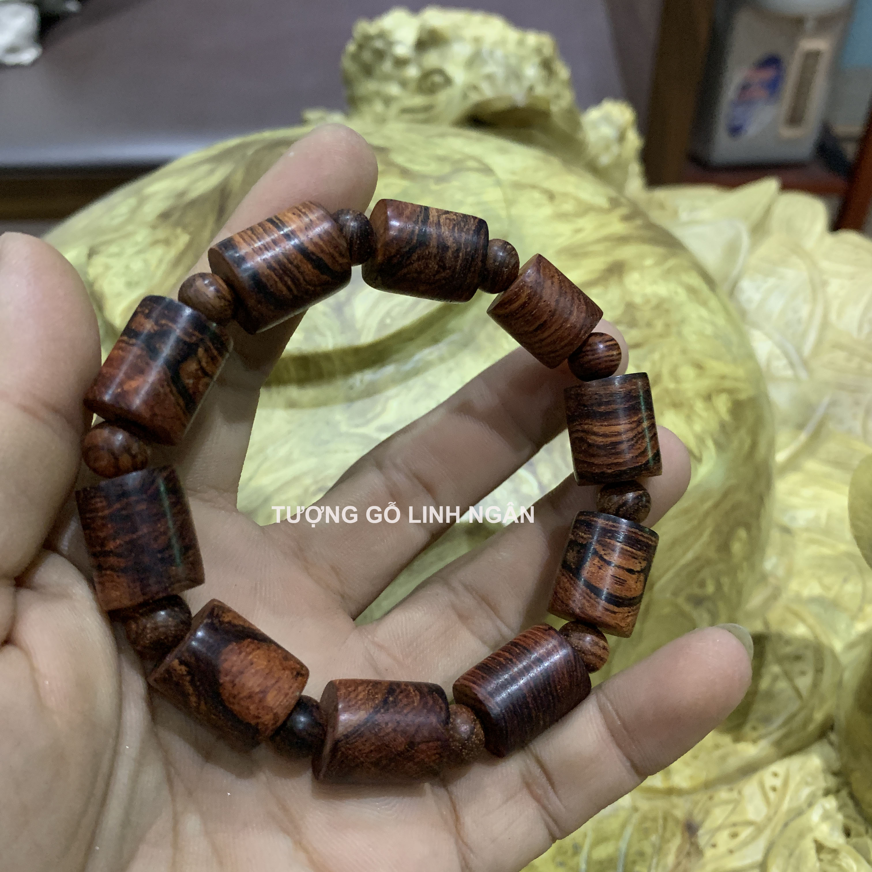 Vòng gỗ sưa 14 ly (sưa Lào, đốt trúc)