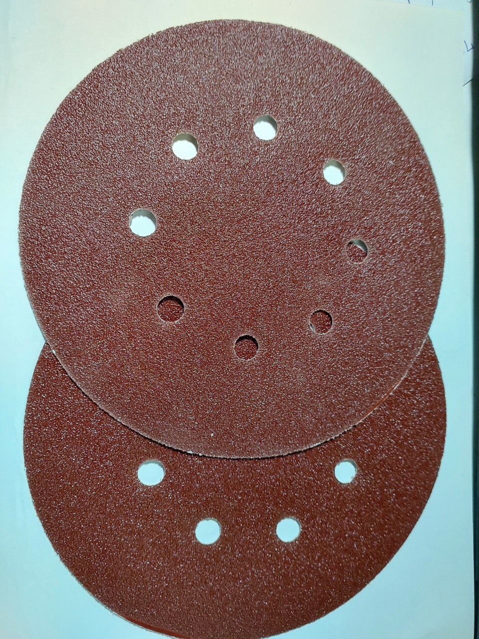 GIẤY NHÁM DÁN TRÒN SANDING PHI 180MM