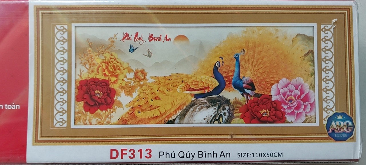Tranh đính đá con công Phú quý bình an LV180 - tự đính