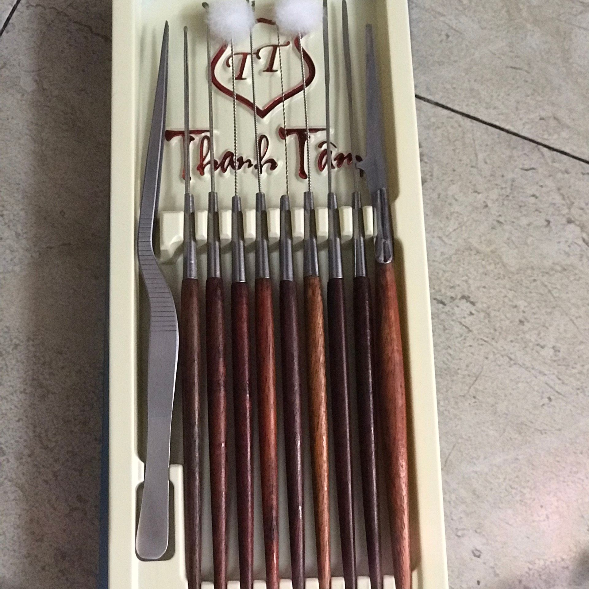 Bộ dụng cụ lấy ráy tai - móc ráy tai ( Có Hộp Gỗ Hương )