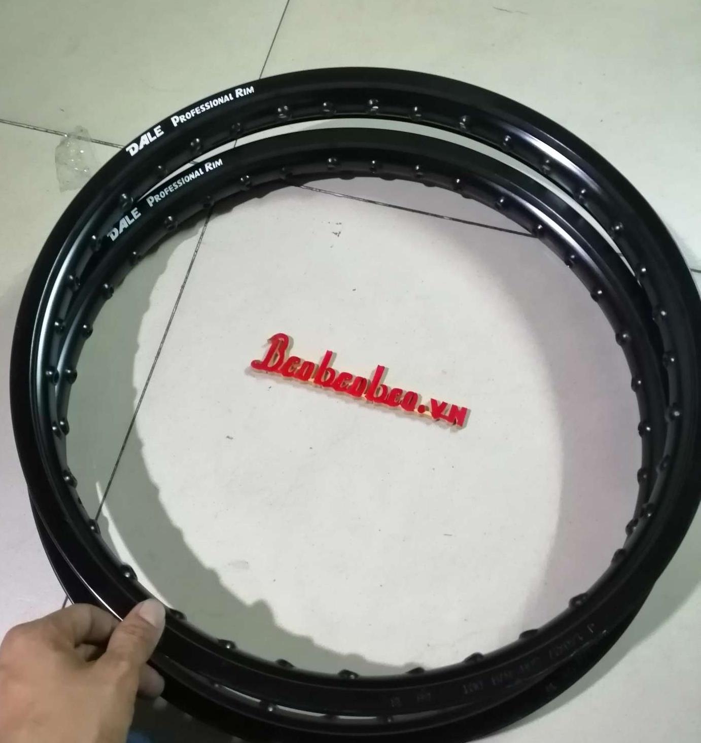 Phụ tùng xe máy: cặp niêng vành xe máy chất liệu nhôm 1.4 1.4 dùng cho một số xe thông, có nhiều màu vàng xanh đỏ tím đen