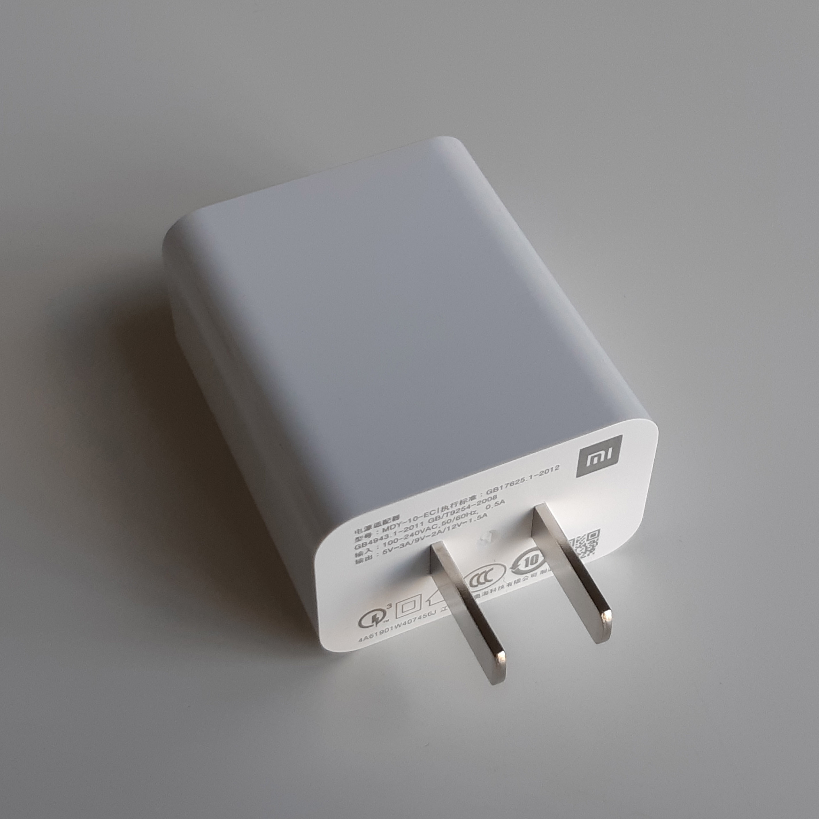 Adapter sạc nhanh Xiaomi 18W (Cam kết sạc ZIN) (Adapter 18W cổng ra USB) (Fast Charging)