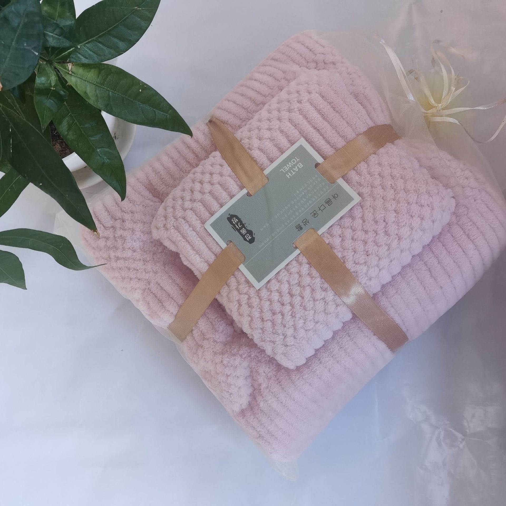 Set 2 Khăn Tắm Và Khăn Mặt Lông Cừu