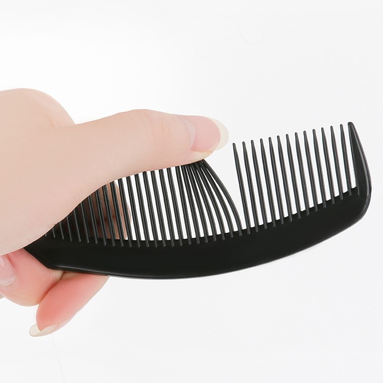 Combo 2 lược chăm sóc tóc đen dành cho gia đình salon