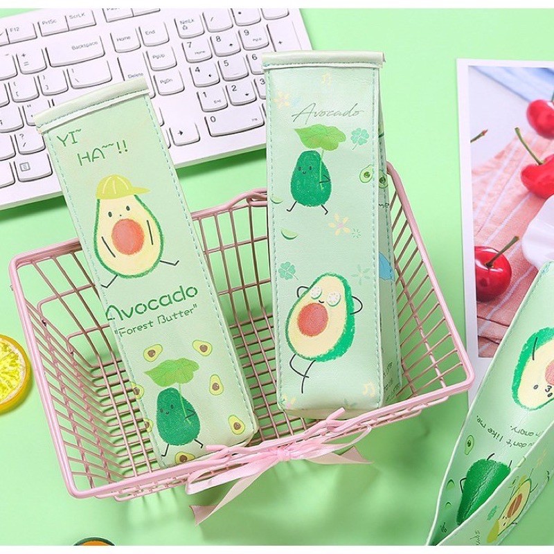 Bóp viết hộp sữa hình quả bơ