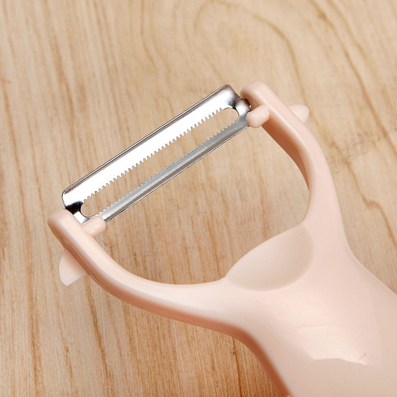 Convenient 2-Headed Fruit and Vegetable Peeler