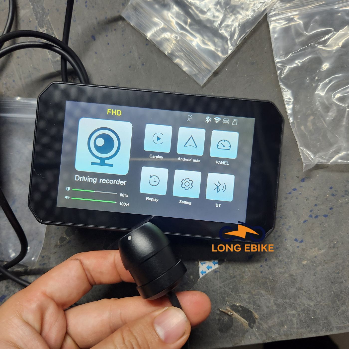 màn hình carplay, android auto xe máy IPX7