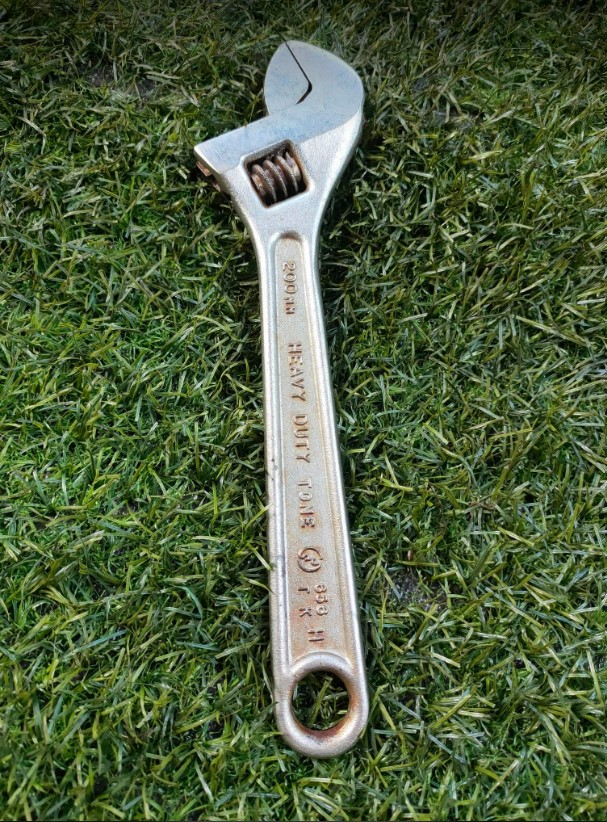 Mỏ lết 8"/200mm hàng Nhật bãi