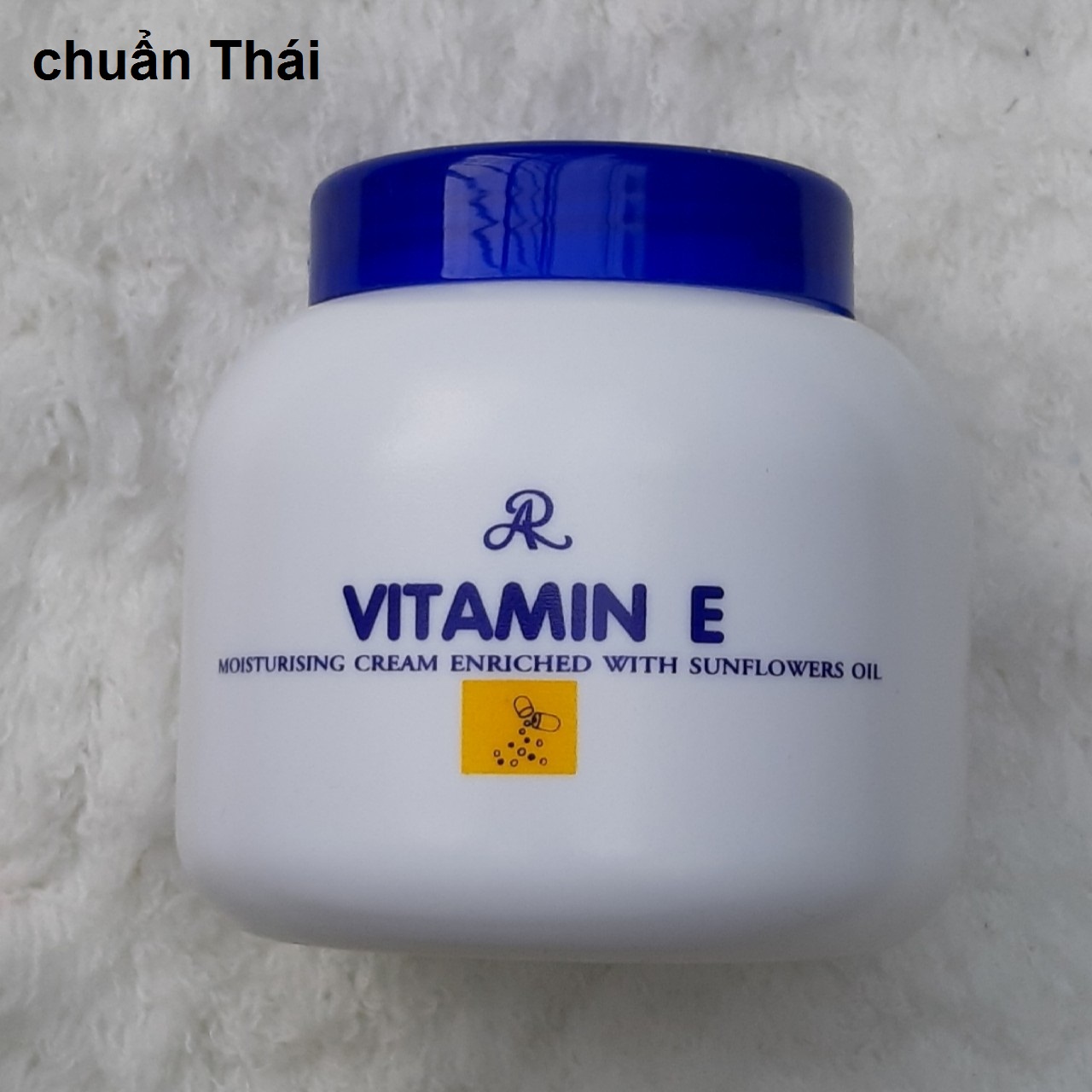 Kem sữa dưỡng trắng da body Vitamin E 200ml Thái Lan