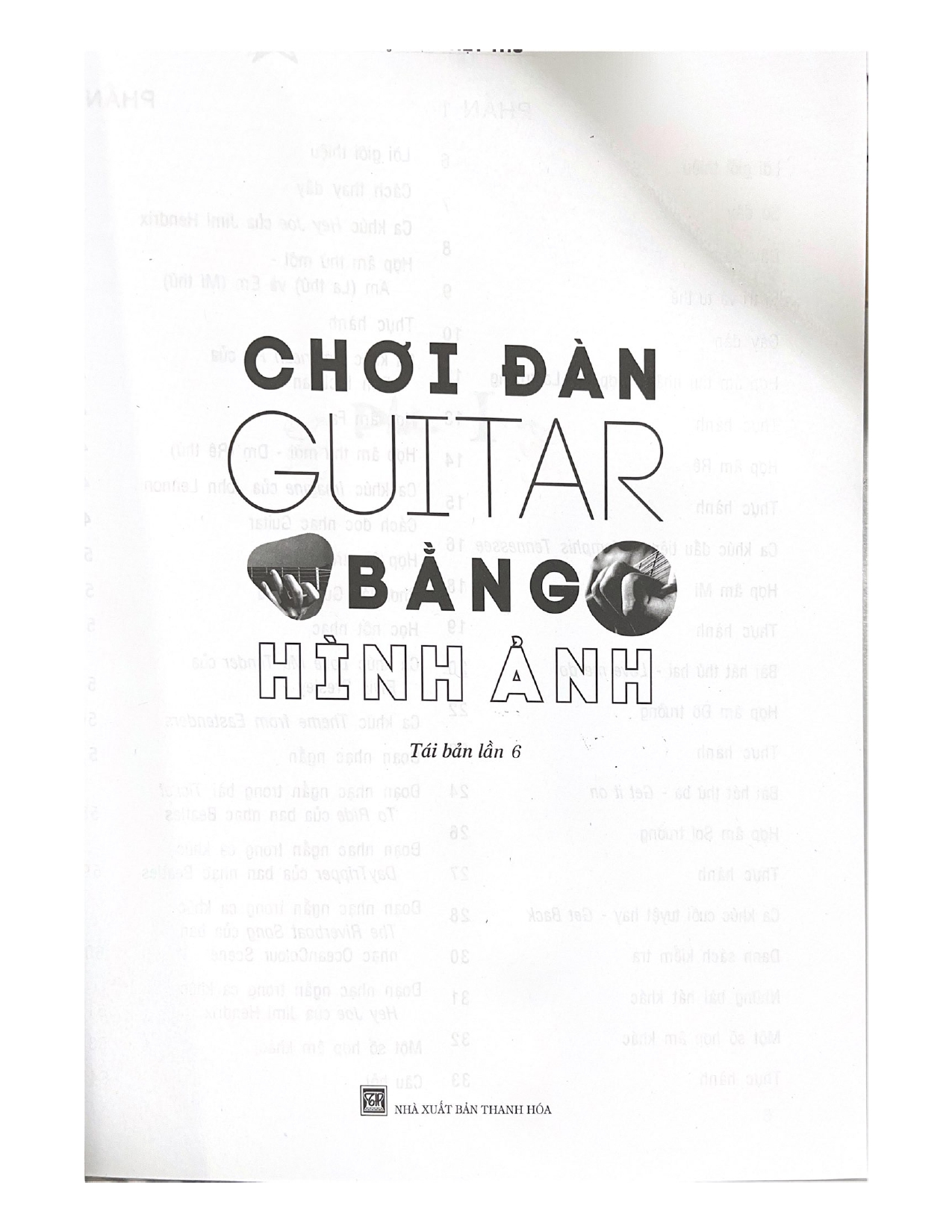 Sách - Chơi Đàn Guitar Bằng Hình Ảnh-Vanlangbooks