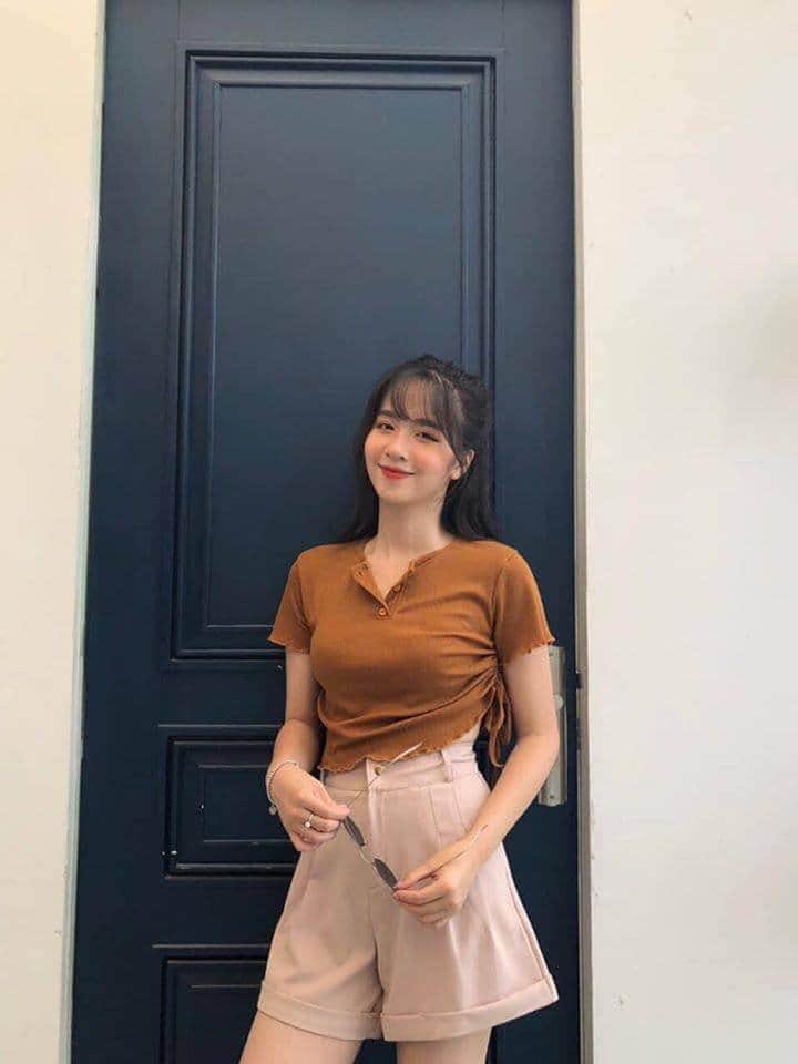 Quần shorts gập gấu