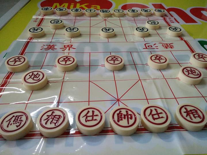 Bộ quân cờ tướng nhựa đặc QCT3