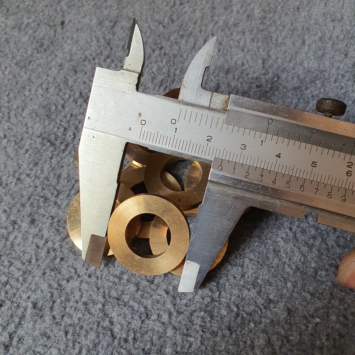Long đền đồng thau M14