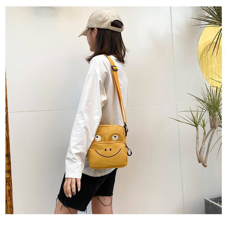 Túi đeo chéo mặt ếch ngộ nghĩnh
