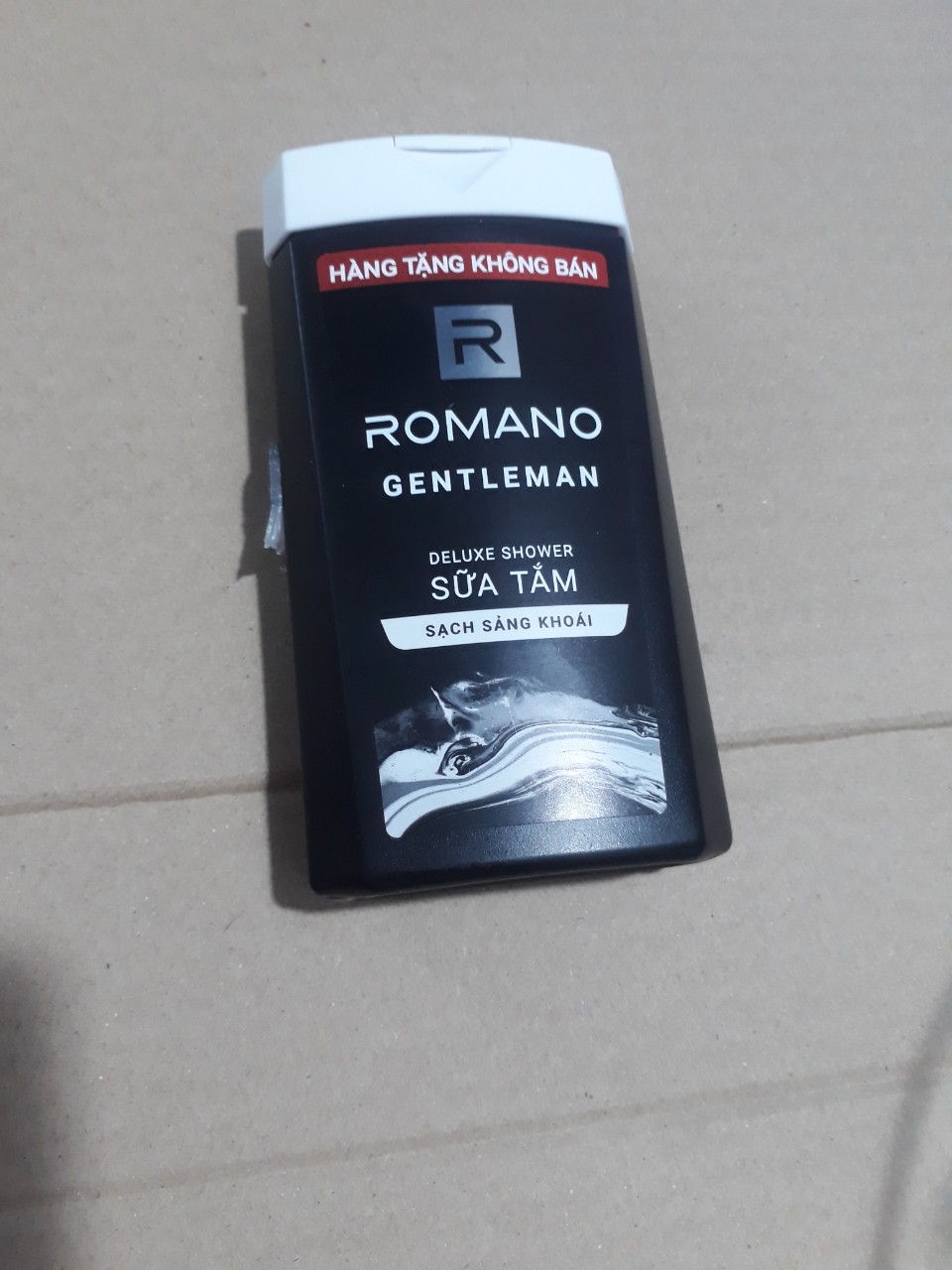 Sữa Tắm Hương Nước Hoa Romano 150G ( hàng km)
