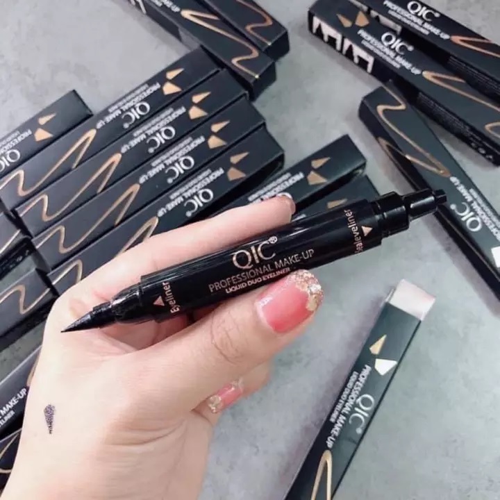 Bút kẻ mắt nước 2 đầu QIC - Đen