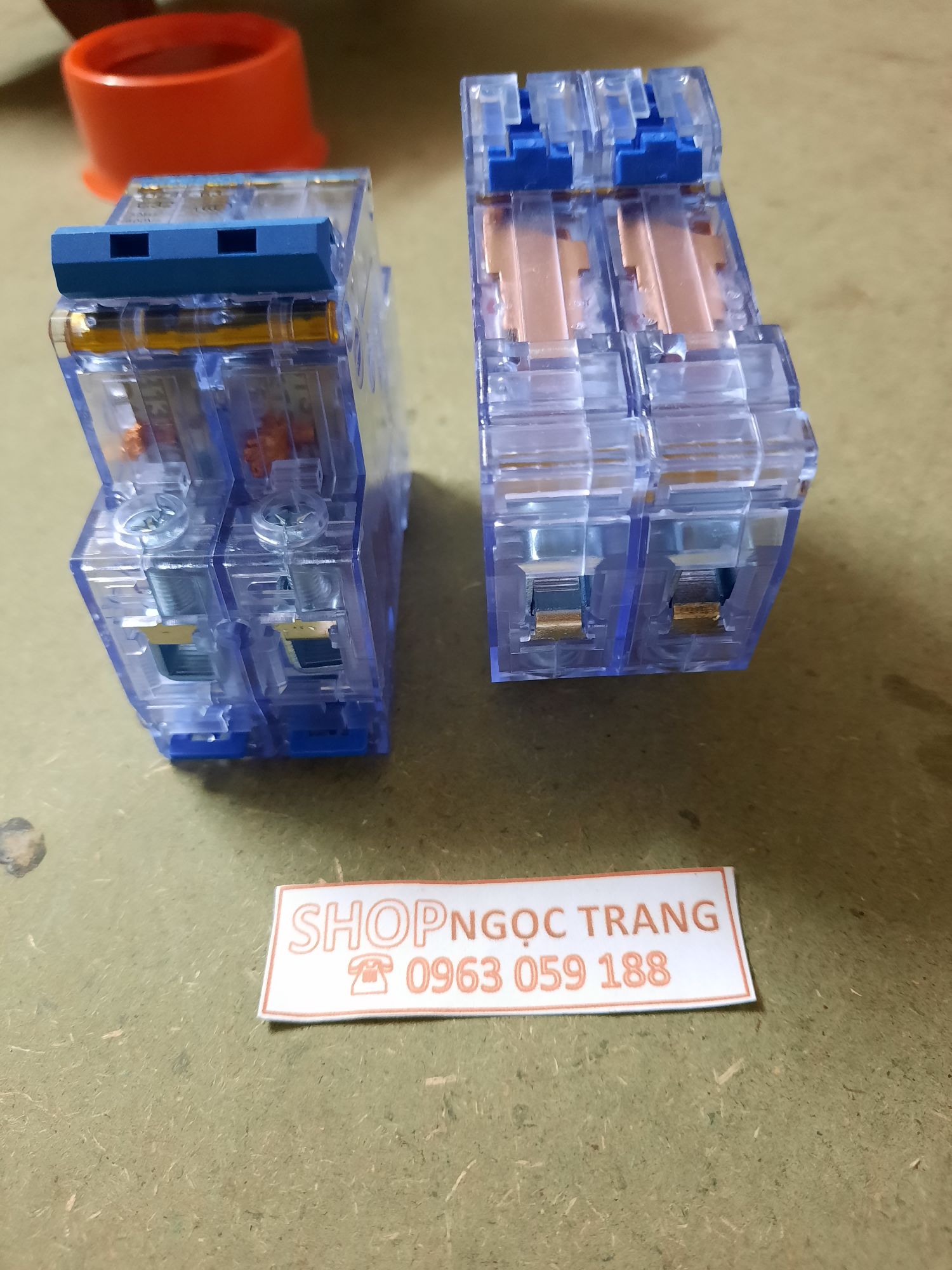 Aptomat 2 Pha - C20A - Giá 1 Cái