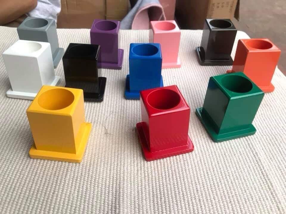 Bộ 11 ống đựng bút chì (Set of 11 colored pencil holders)