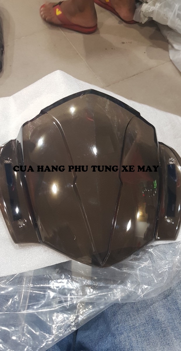 Kính chắn gió SH 2020 màu khói lớn