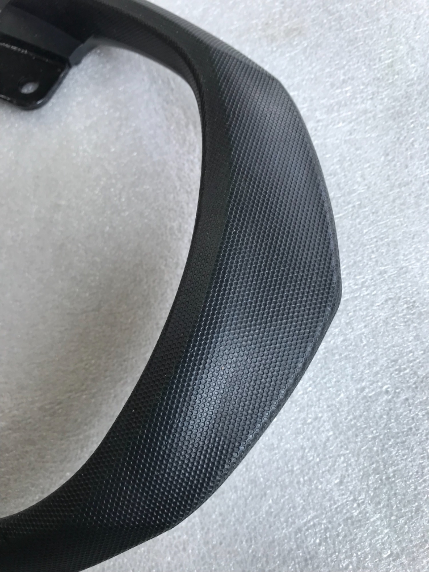 CẢNG CAO SU WAVE RSX ĐỜI ĐẦU - ĐẶC BIỆT - QUÝ KHÁCH VUI LÒNG MỞ YÊN XE LÊN ĐỂ XEM KỸ CHÂN PAS, TRÁNH NHẦM ĐỜI XE