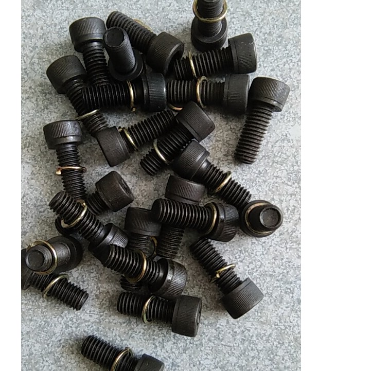 Ốc lục giác 8li dài 2cm