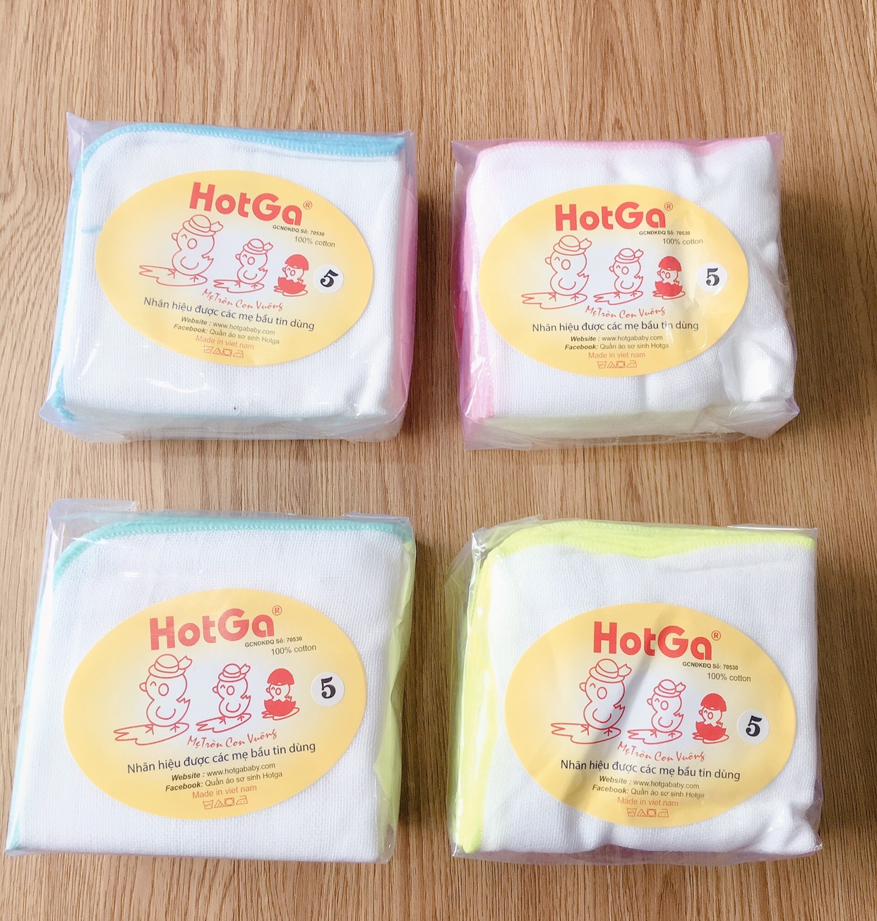 1 Gói Khăn sữa gạc 4 lớp HotGa (25x27cm)