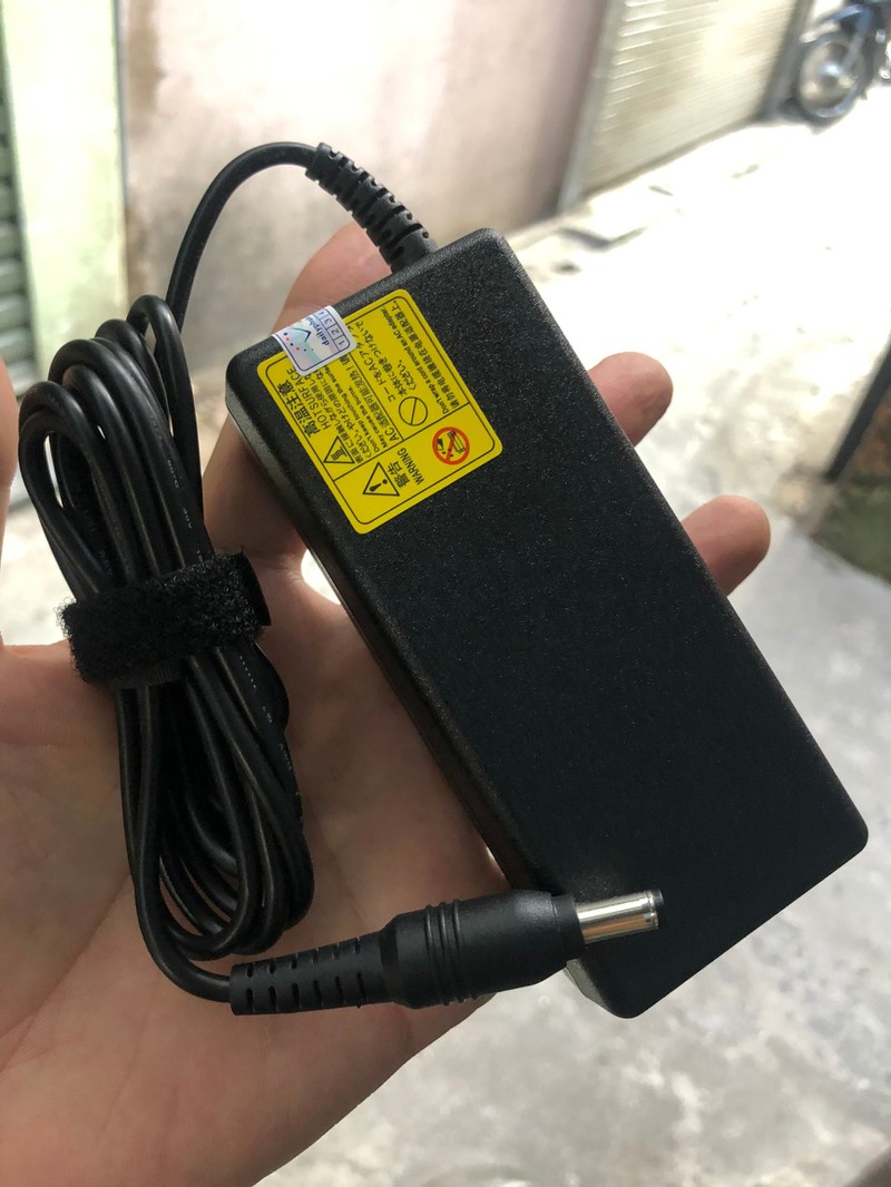 Dây nguồn màn hình máy tính AOC 19V