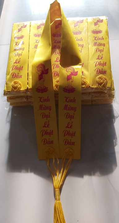 [HCM]Pháp y Phật đản - vải Phi vàng