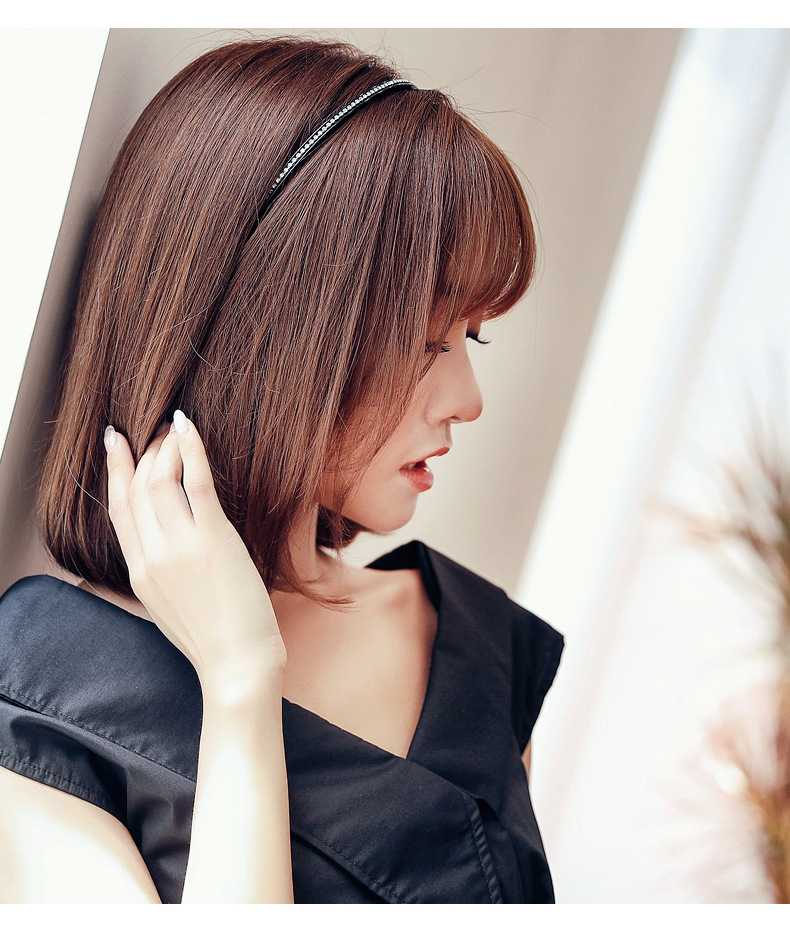 1 Cài tóc nữ đính hạt lấp lánh