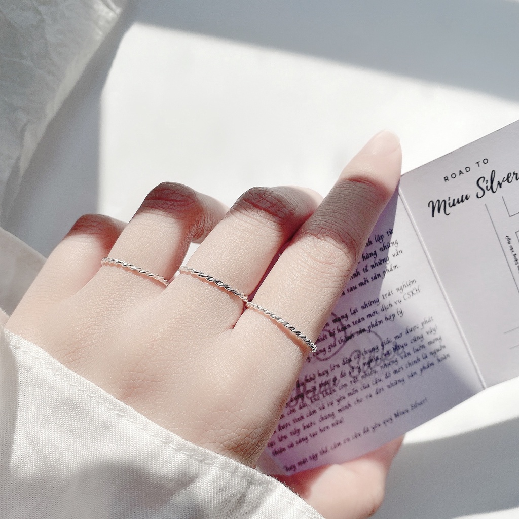 Nhẫn bạc nữ 925 Miuu Silver xoắn đơn giản, thời trang