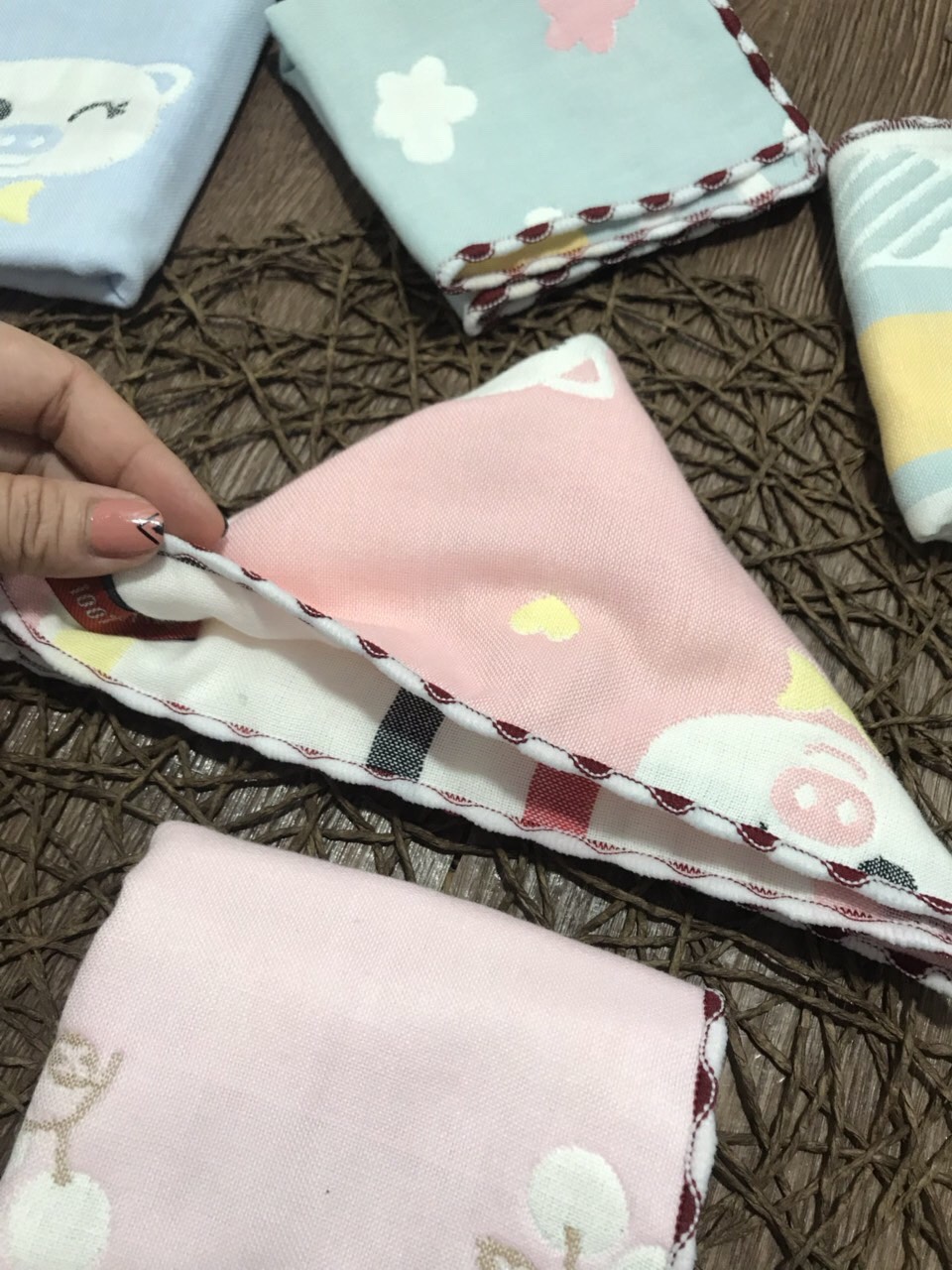 Khăn mặt cotton lee lee 6 lớp cho bé Mã 2020