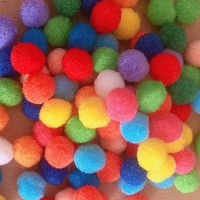 [HCM]Pompom 2,5cm nhiều màu 2 túi 20 quả