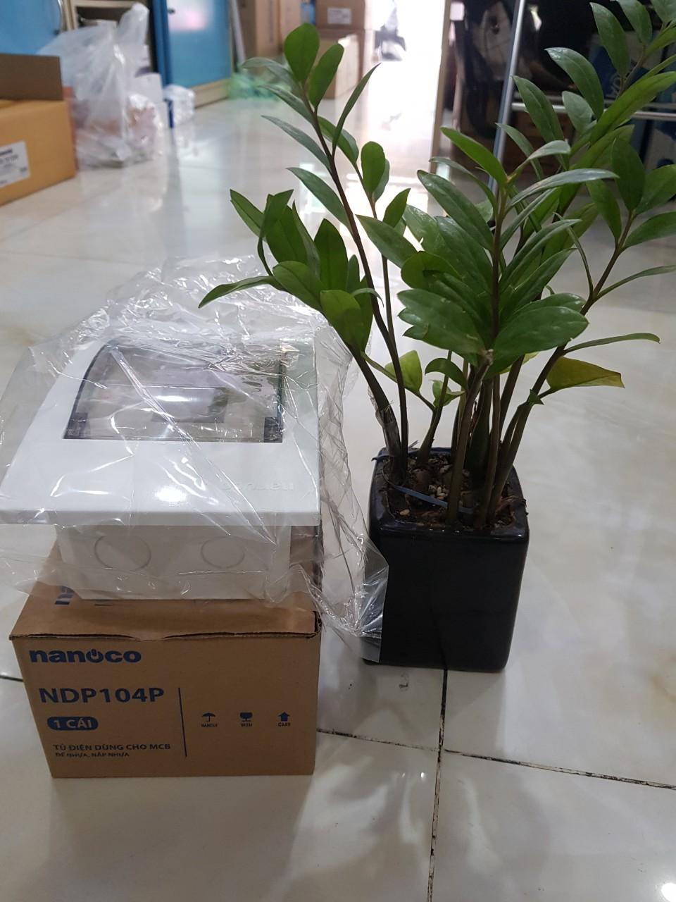 Tủ điện 2 – 4 đường Panasonic – NDP104P