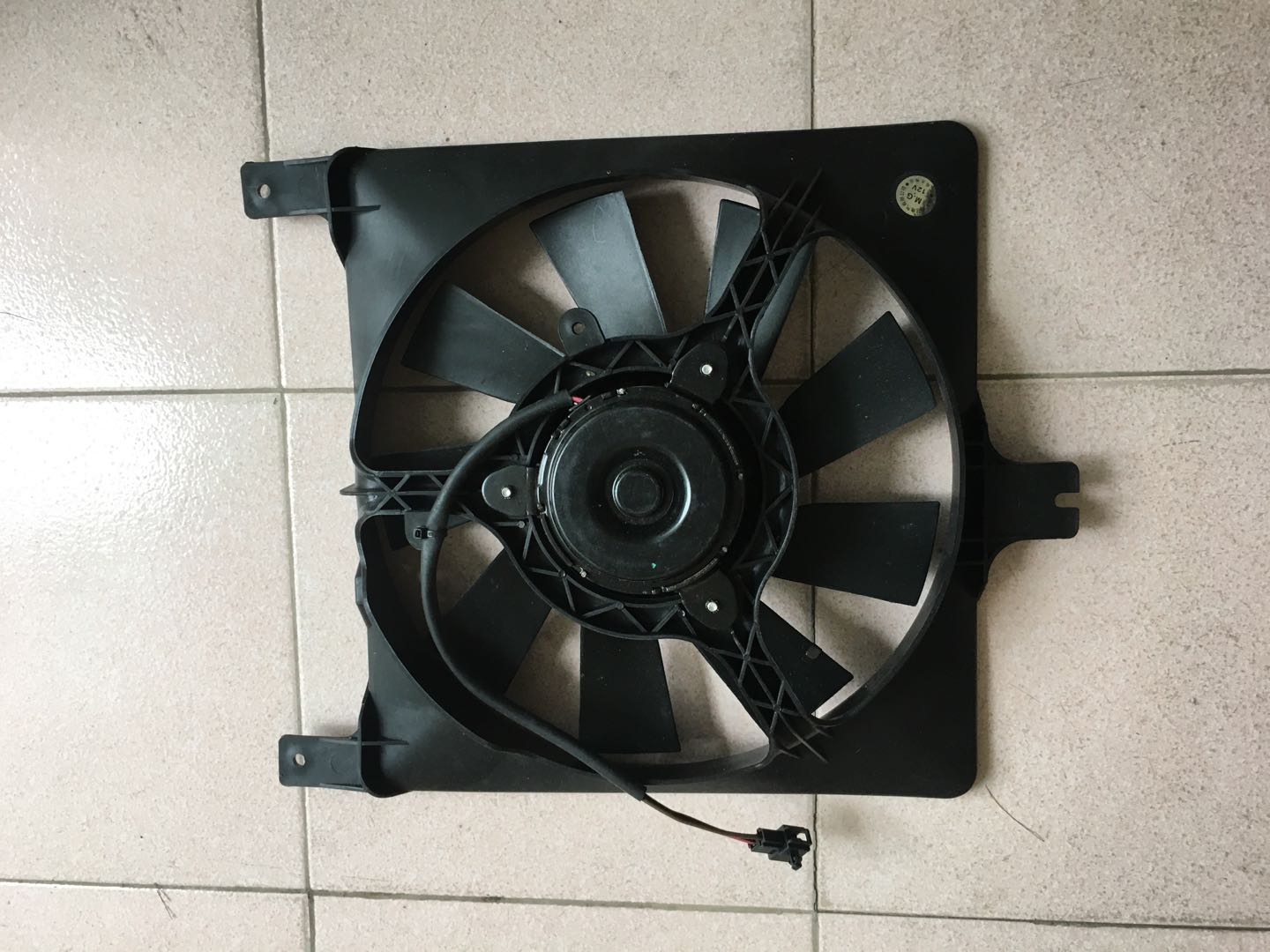 Quạt két nước Suzuki Wagon R+