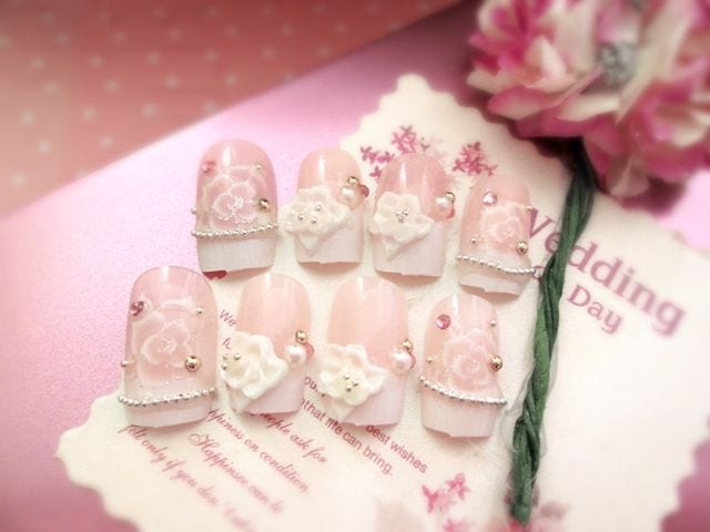 Sét 24 Móng Tay Giả Nude Đính Hoa Đá (kèm Dũa +Keo)