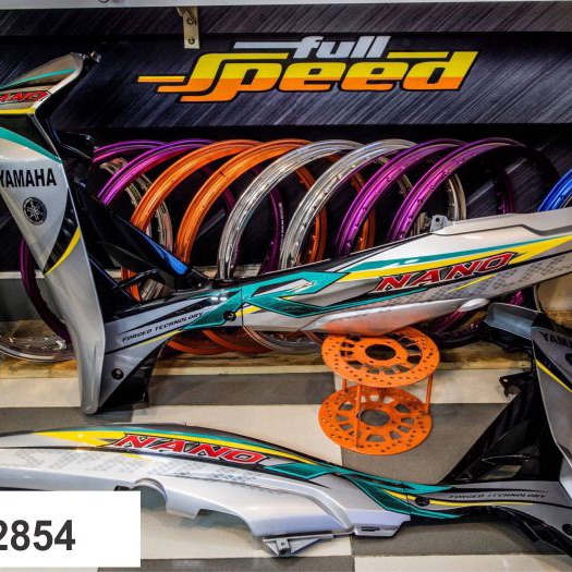 Tem rời Sirius spark nano chữ R lớn dán xe bạc yếm đen