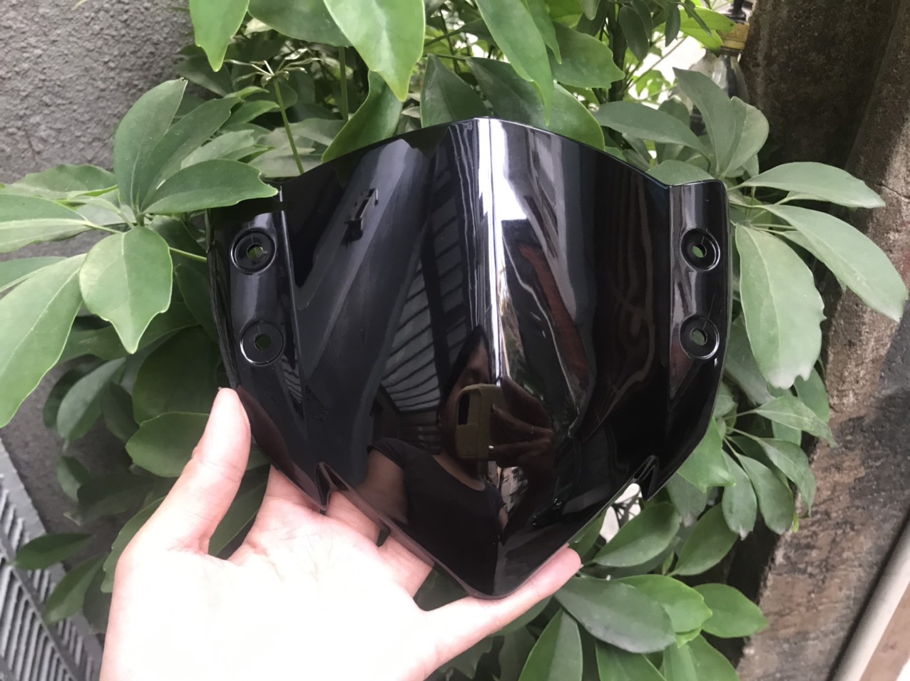Mão ốp đầu kiểu Exciter 135 LCD