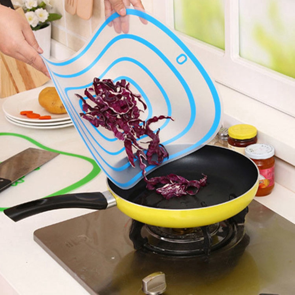 Thớt nhựa mini cắt hoa quả tiện dụng
