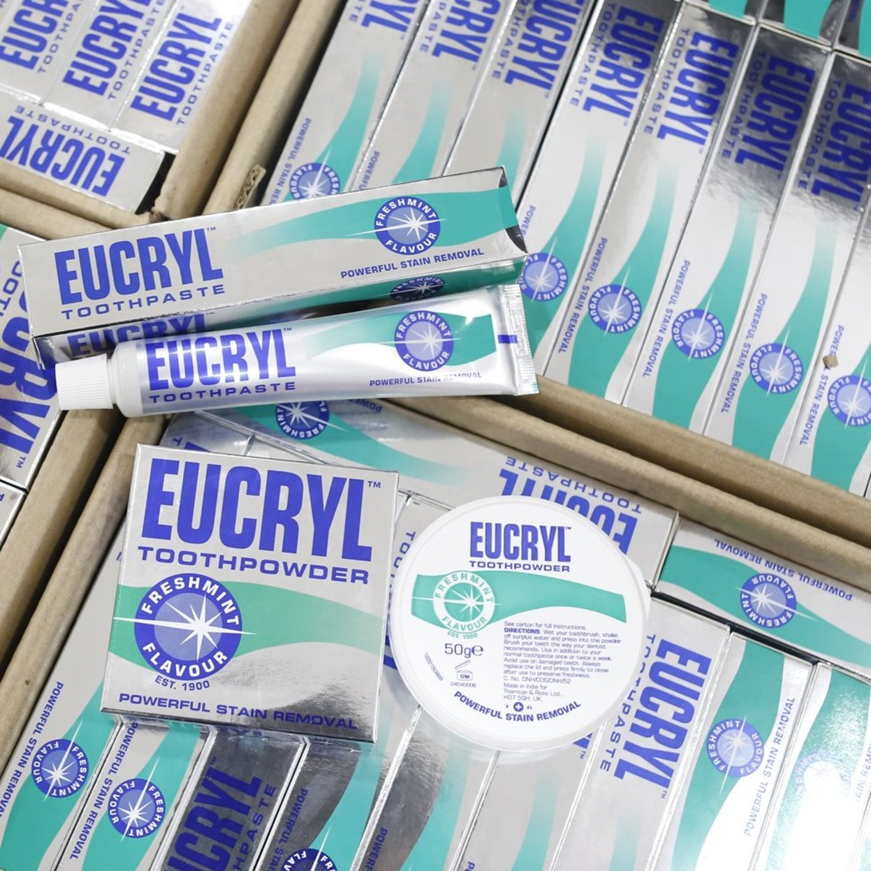 Kem đánh răng tẩy trắng Eucryl 62g
