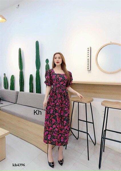 Đầm xòe họa tiết hoa dễ thương