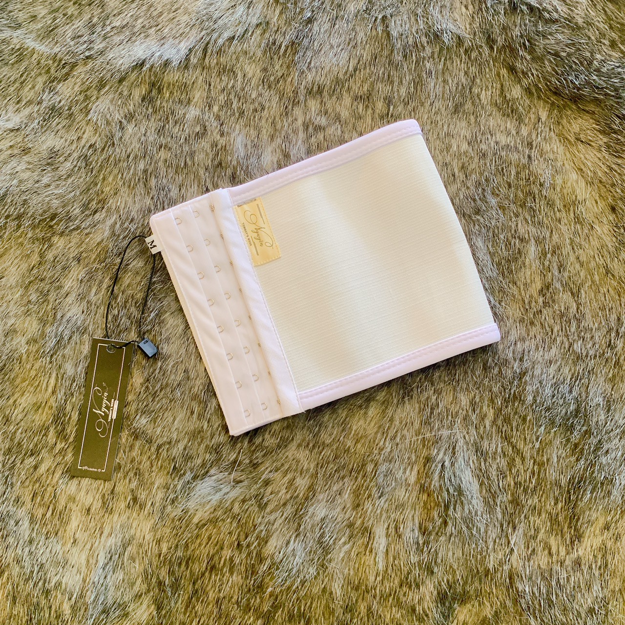 Bản Áo Bó Nịt Ngực Có Viền Tomboy Ngang Gen Thun Ống Thể Thao Định Hình Cố Định Vòng1 Làm Nhỏ Ngực Bigsize Nguyễn Nguyên